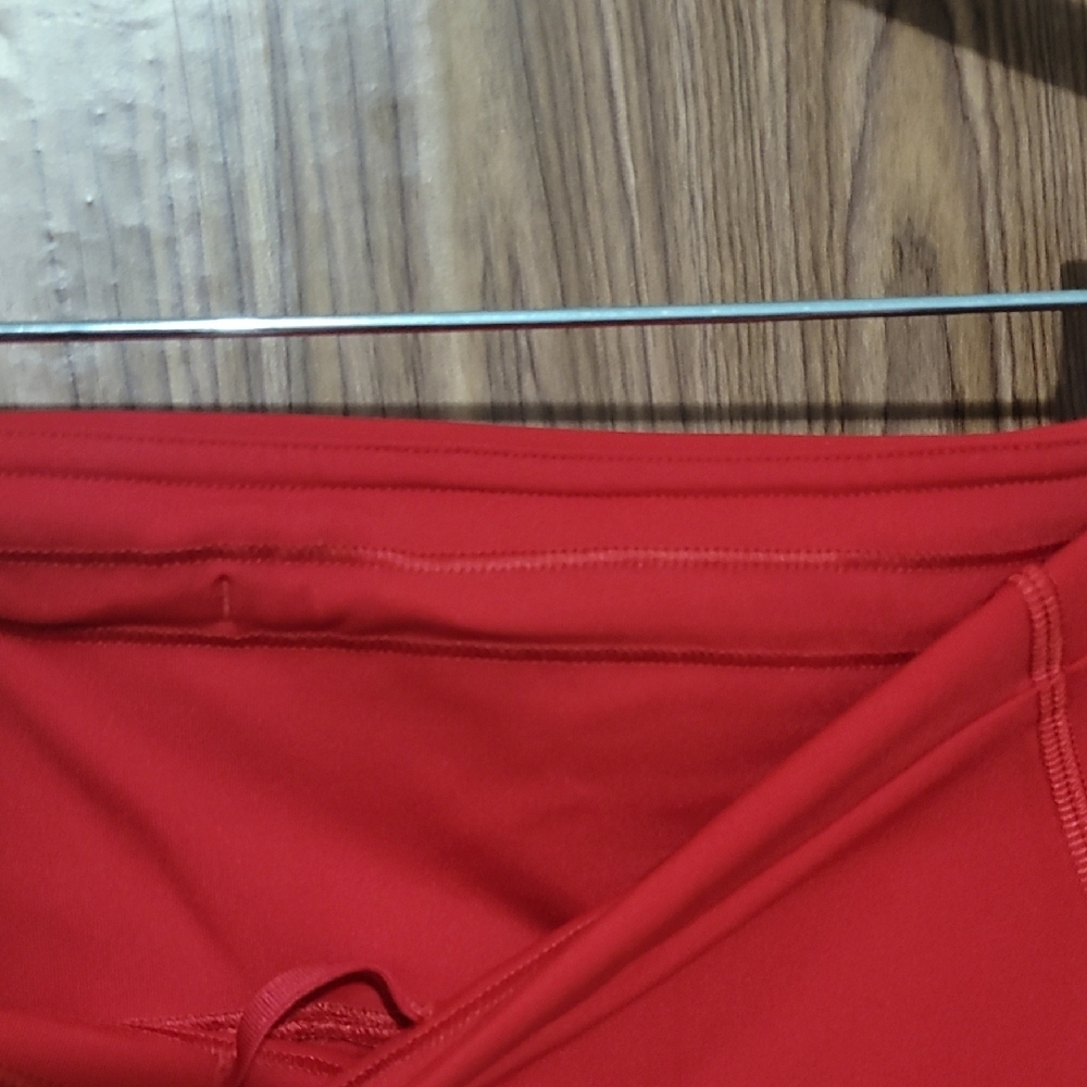 lululemon athletica Red Leggings - Picture 4 of 10
